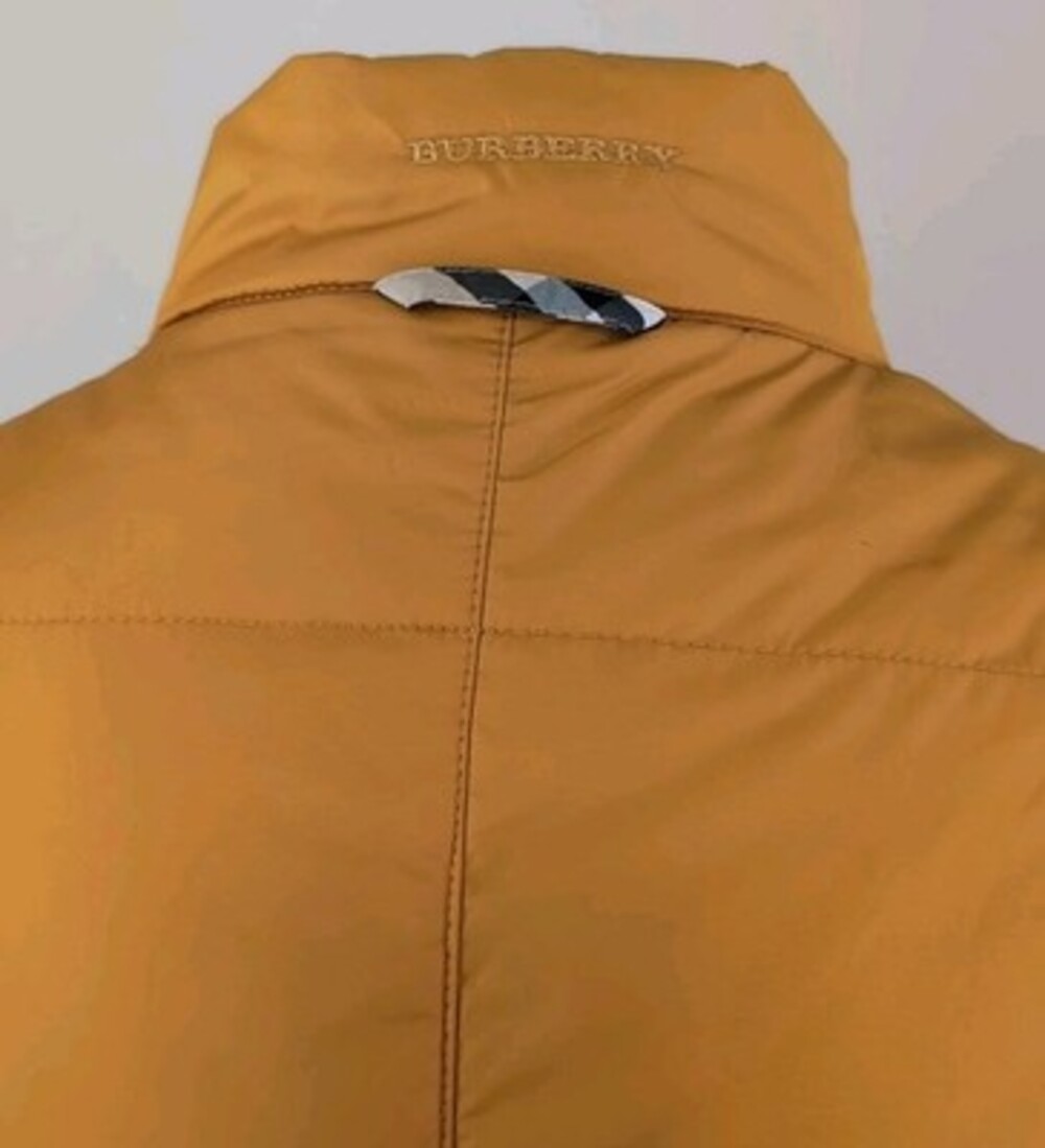 Burberry Womens Golden Quilted Puffer Vest Nova Check Inner Liner Size 46 Euro